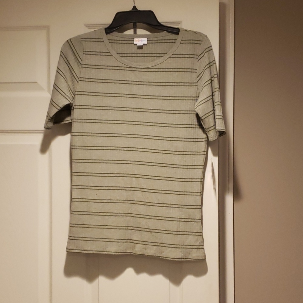 Lularoe Gigi medium